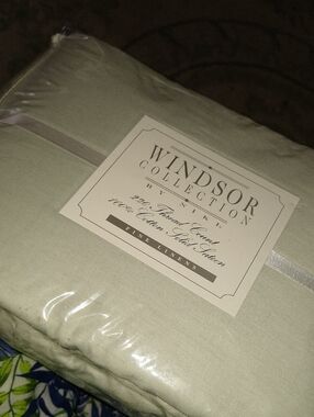 Windsor Collection By NIKI Sheet Set